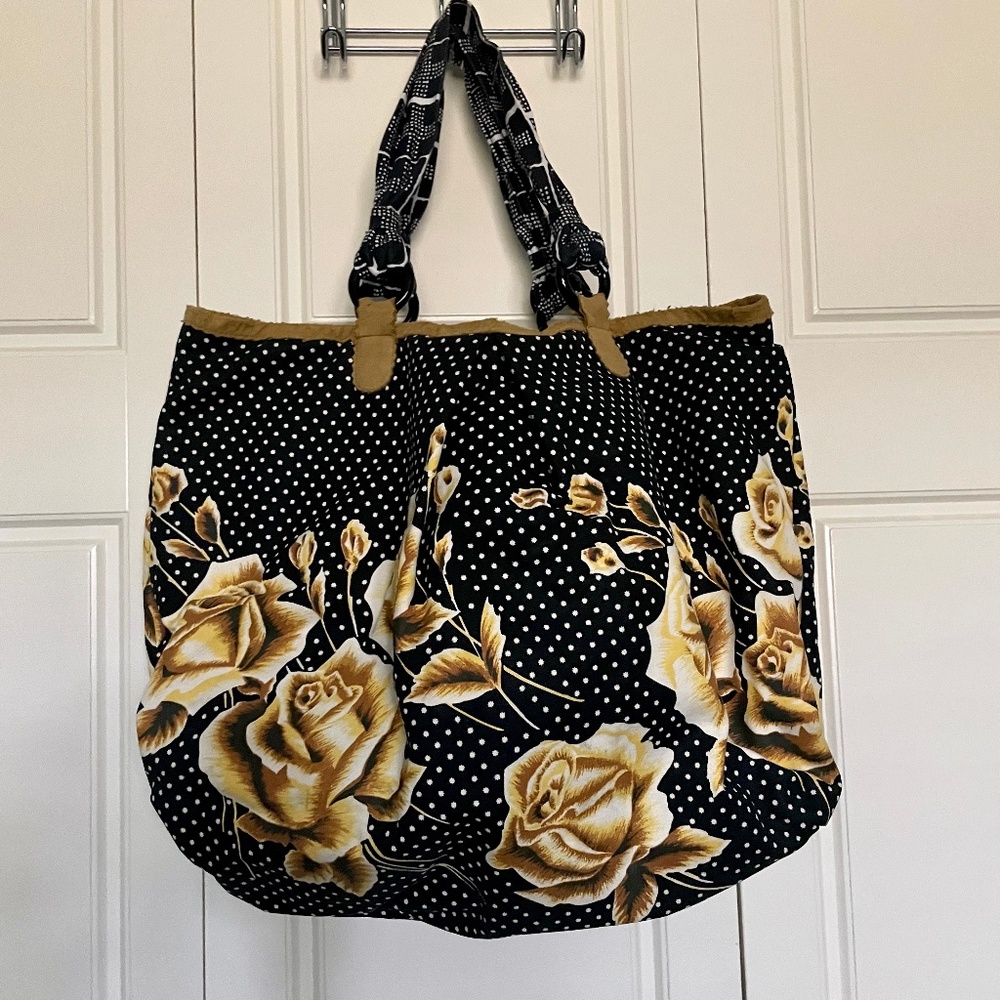 Black and Gold Floral Large Tote/Weekend Bag